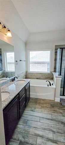612 Bayonet Drive, Fort Worth, TX 76108