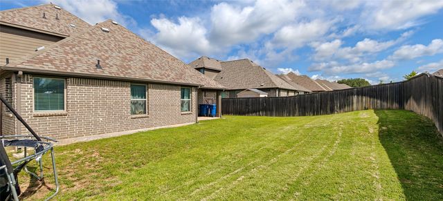 612 Bayonet Drive, Fort Worth, TX 76108
