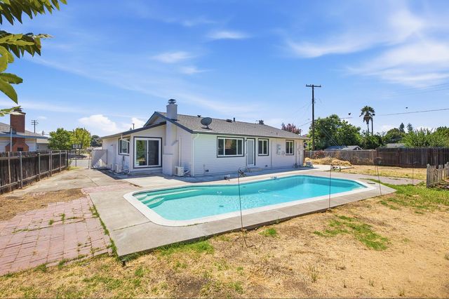 5605 Pry Ct, Sacramento, CA 95841