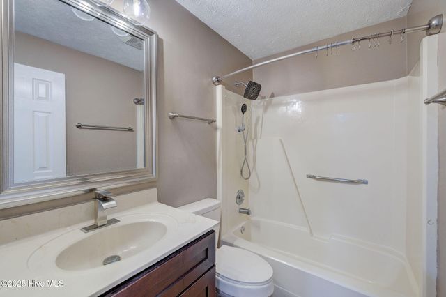 119 Longstreet Drive Apt 203, Wilmington, NC 28412