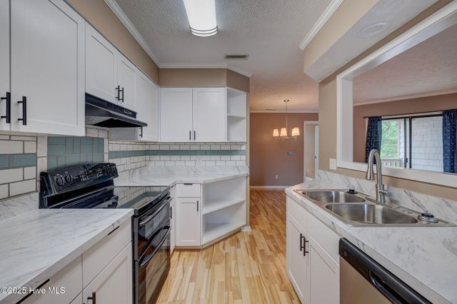 119 Longstreet Drive Apt 203, Wilmington, NC 28412