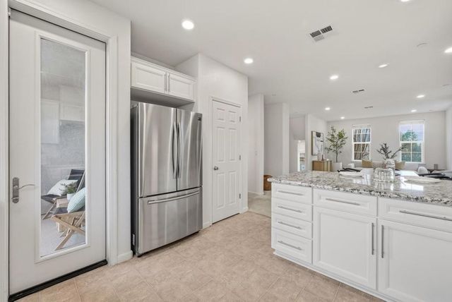 1011 Giacomo Lane 1, San Jose, CA 95131