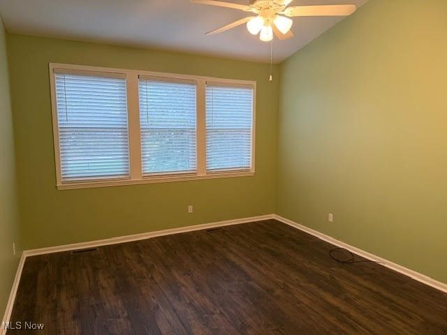 321 Stone Bridge Drive, Sagamore Hills, OH 44067