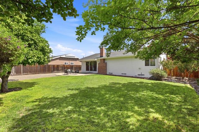 1499 Hillsdale Avenue, San Jose, CA 95118