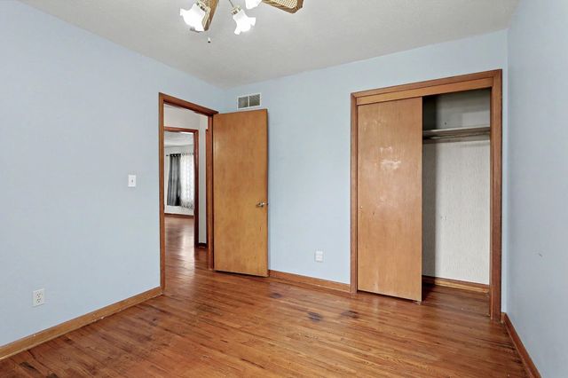2527 W 32nd, Wichita, KS 67217