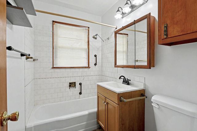 2527 W 32nd, Wichita, KS 67217