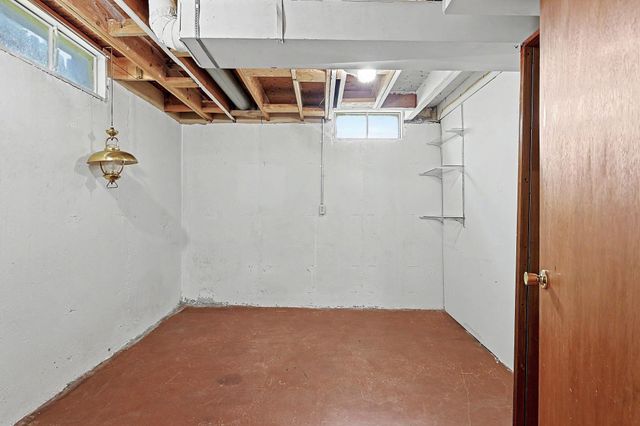 2527 W 32nd, Wichita, KS 67217