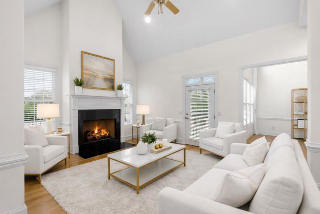 236 Horseshoe Lake Road, Spartanburg, SC 29306