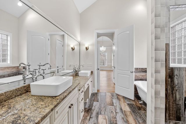 236 Horseshoe Lake Road, Spartanburg, SC 29306