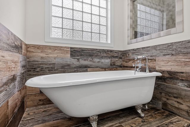 236 Horseshoe Lake Road, Spartanburg, SC 29306