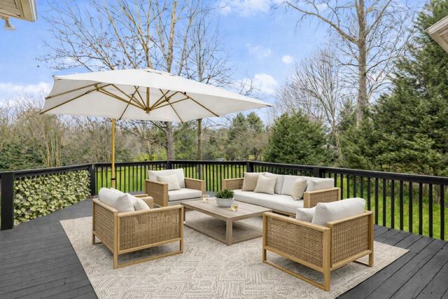 236 Horseshoe Lake Road, Spartanburg, SC 29306