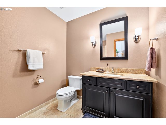 1334 TROON Dr, West Linn, OR 97068
