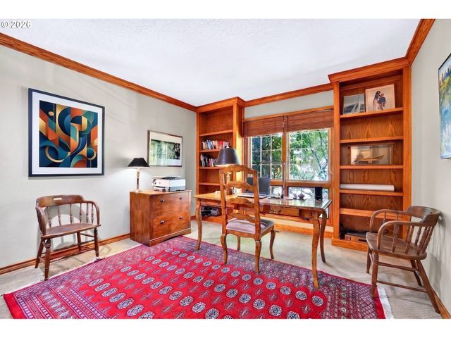 1334 TROON Dr, West Linn, OR 97068