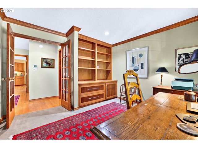 1334 TROON Dr, West Linn, OR 97068