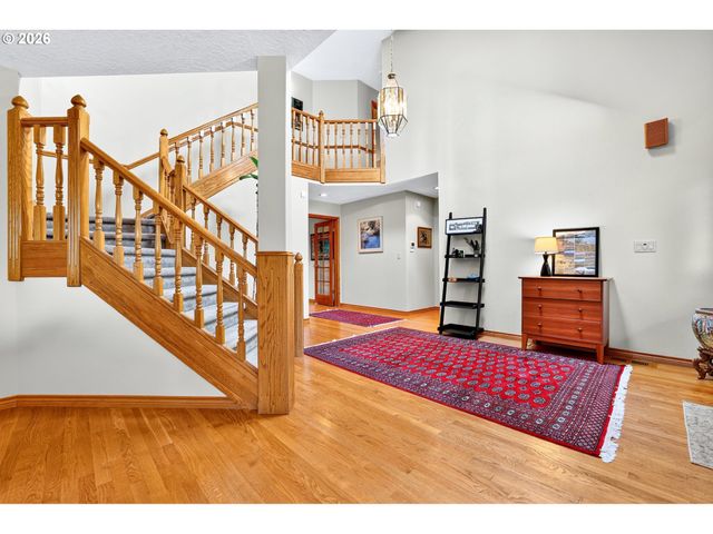 1334 TROON Dr, West Linn, OR 97068