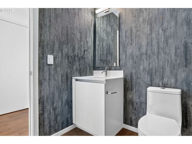 1150 Nw QUIMBY St 704, Portland, OR 97209