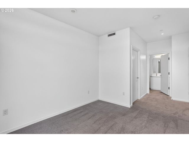 1150 Nw QUIMBY St 704, Portland, OR 97209