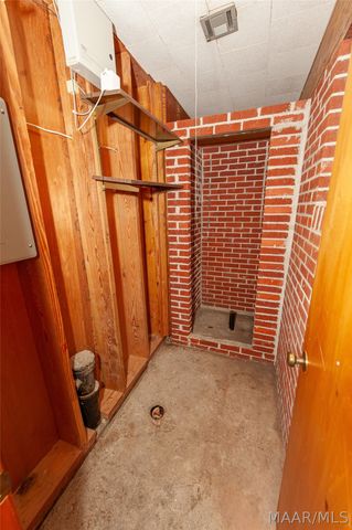 6486 W Old Hayneville Road, Hope Hull, AL 36043