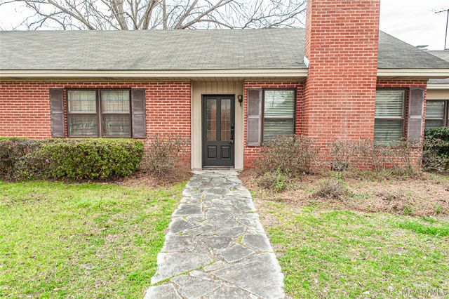 6486 W Old Hayneville Road, Hope Hull, AL 36043