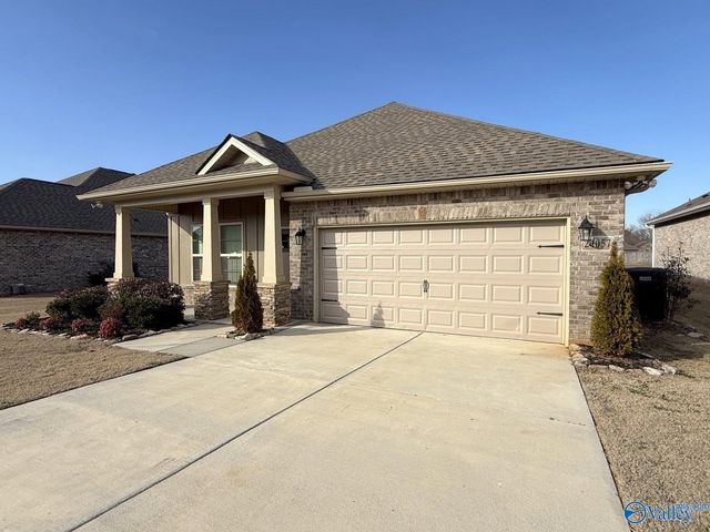 24057 Quints Drive, Athens, AL 35613