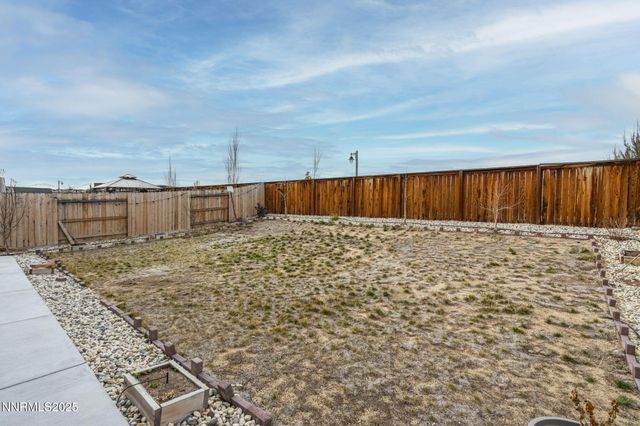 6637 Coyote Call Trail, Sparks, NV 89436