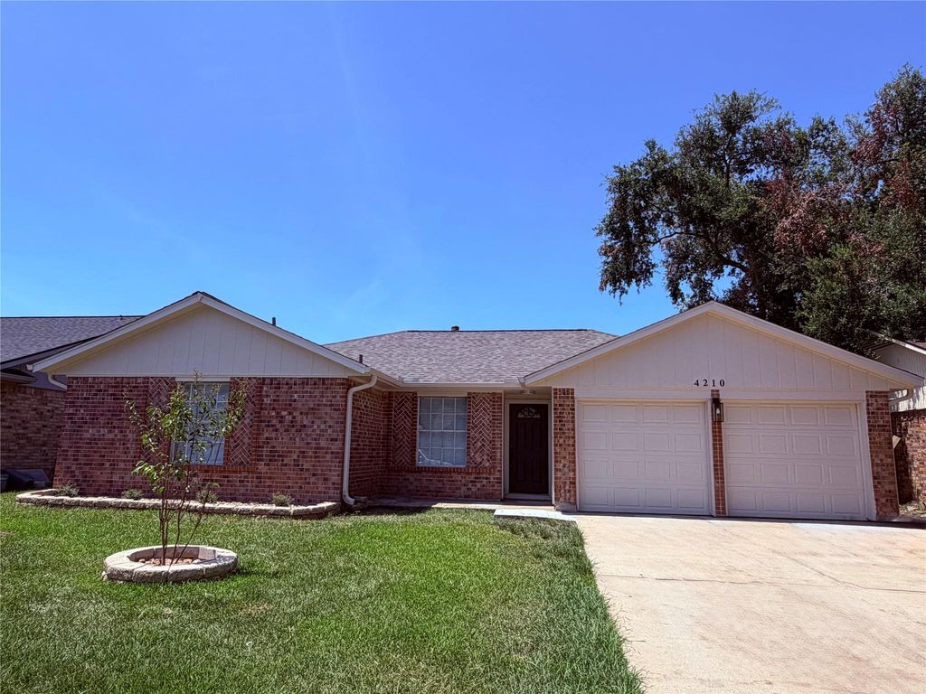 4210 Steep Rock Drive, Pasadena, TX 77504