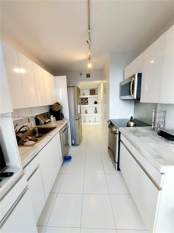 1000 W Island Blvd 508, Aventura, FL 33160