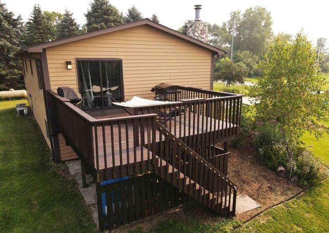 N6236 Willow Glen ROAD, Oconomowoc, WI 53066