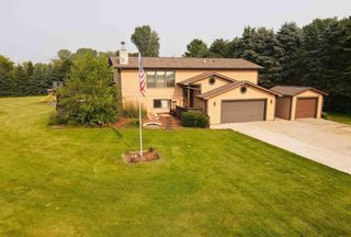 N6236 Willow Glen ROAD, Oconomowoc, WI 53066