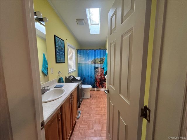 1661 Old Country Road 417, Riverhead, NY 11901