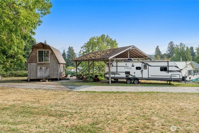 10939 Alfred Street, Rockport, WA 98283