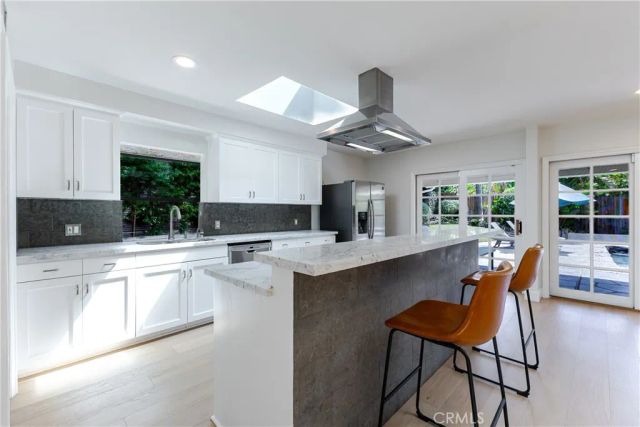 11500 Dona Cecilia Drive, Studio City, CA 91604