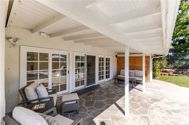 11500 Dona Cecilia Drive, Studio City, CA 91604