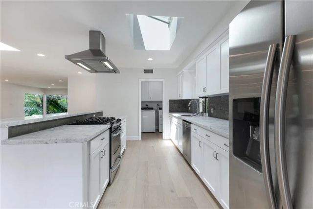 11500 Dona Cecilia Drive, Studio City, CA 91604