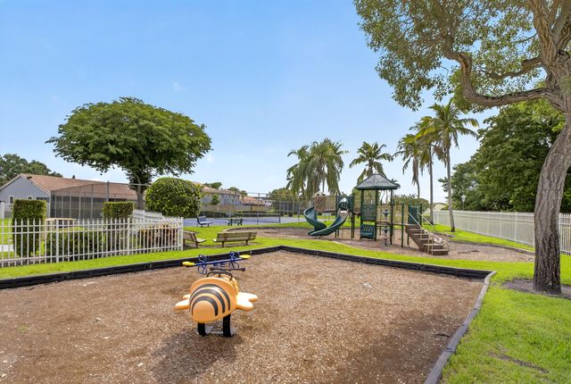 6221 Country Fair Circle, Boynton Beach, FL 33437