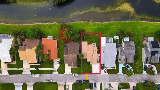 6221 Country Fair Circle, Boynton Beach, FL 33437
