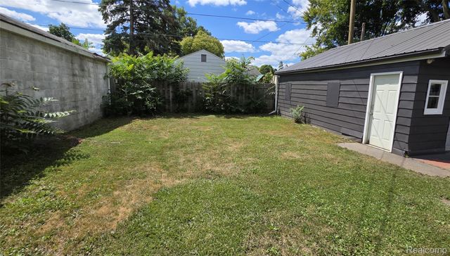 3718 Woodrow Avenue, Flint, MI 48506