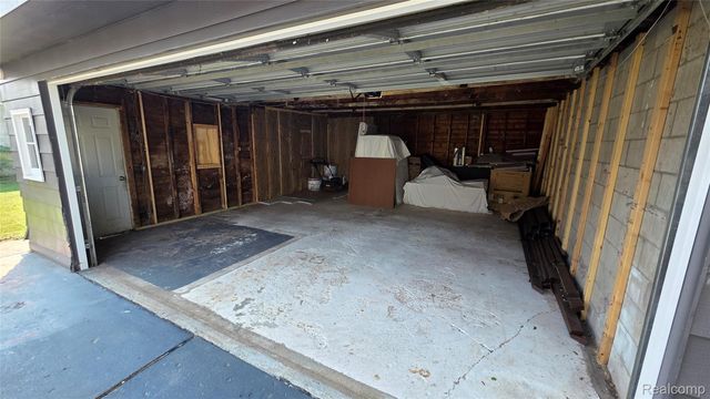 3718 Woodrow Avenue, Flint, MI 48506