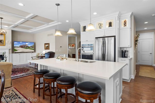 49031 Honey Tree Court Court, Northville, MI 48168