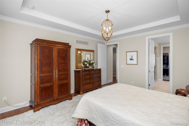 49031 Honey Tree Court Court, Northville, MI 48168