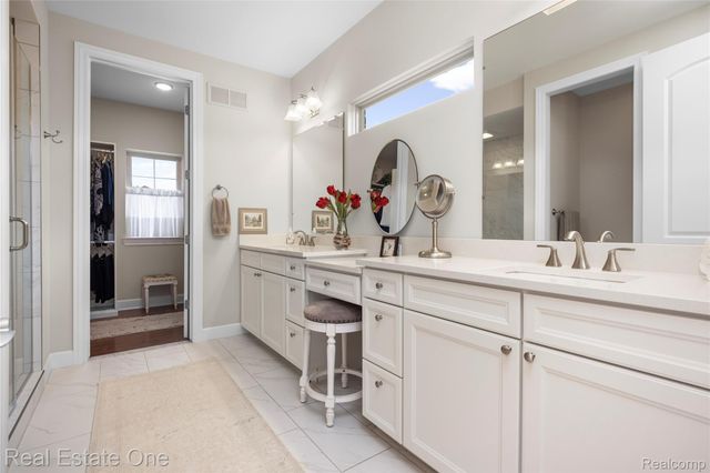 49031 Honey Tree Court Court, Northville, MI 48168