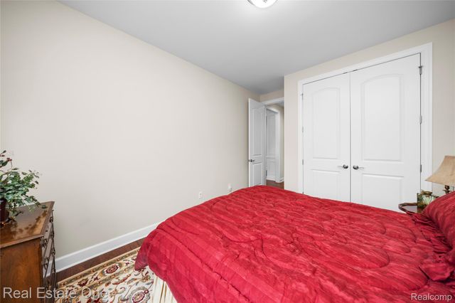 49031 Honey Tree Court Court, Northville, MI 48168