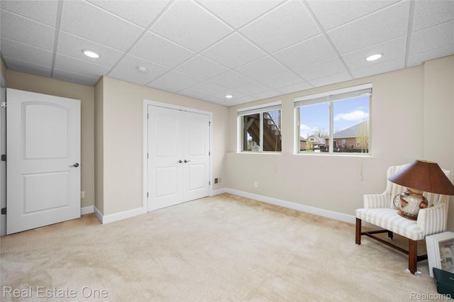 49031 Honey Tree Court Court, Northville, MI 48168