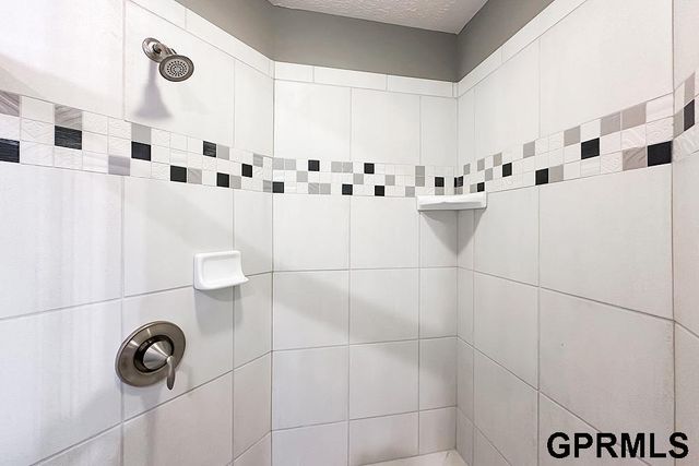 12551 Quail Drive, Bellevue, NE 68123