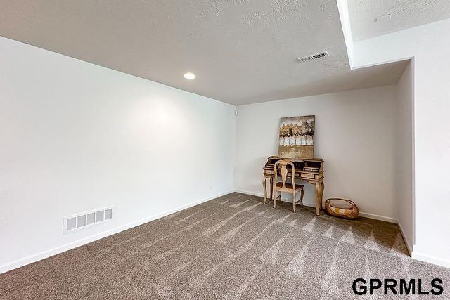 12551 Quail Drive, Bellevue, NE 68123