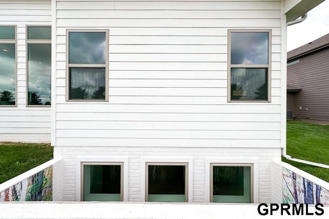 12551 Quail Drive, Bellevue, NE 68123