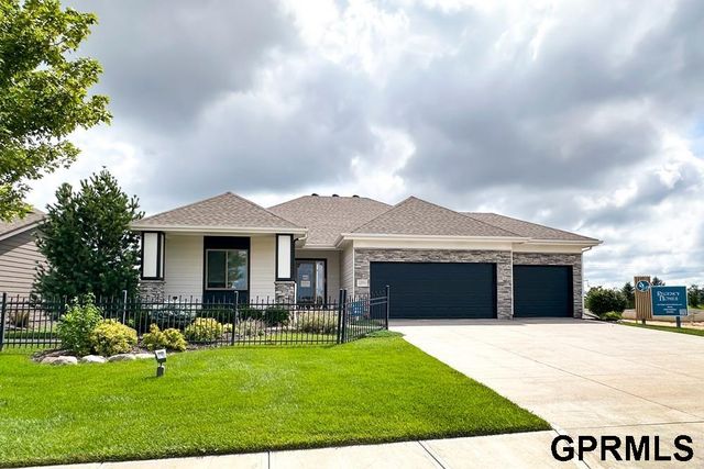 12551 Quail Drive, Bellevue, NE 68123