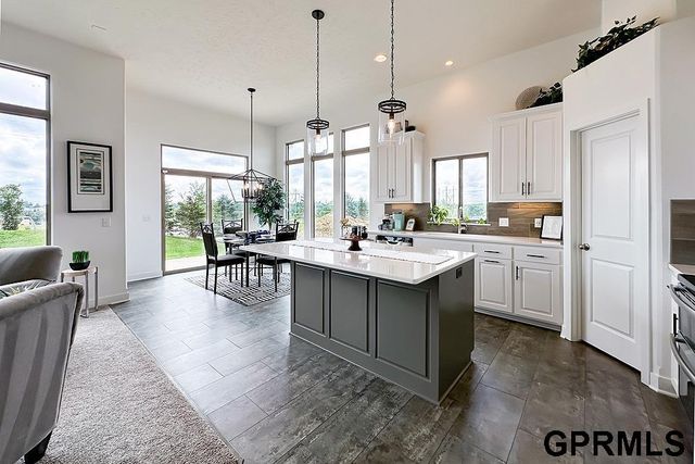 12551 Quail Drive, Bellevue, NE 68123