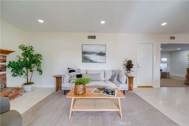 1213 N Van Buren Street, Placentia, CA 92870