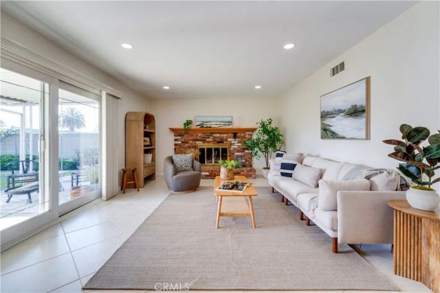 1213 N Van Buren Street, Placentia, CA 92870